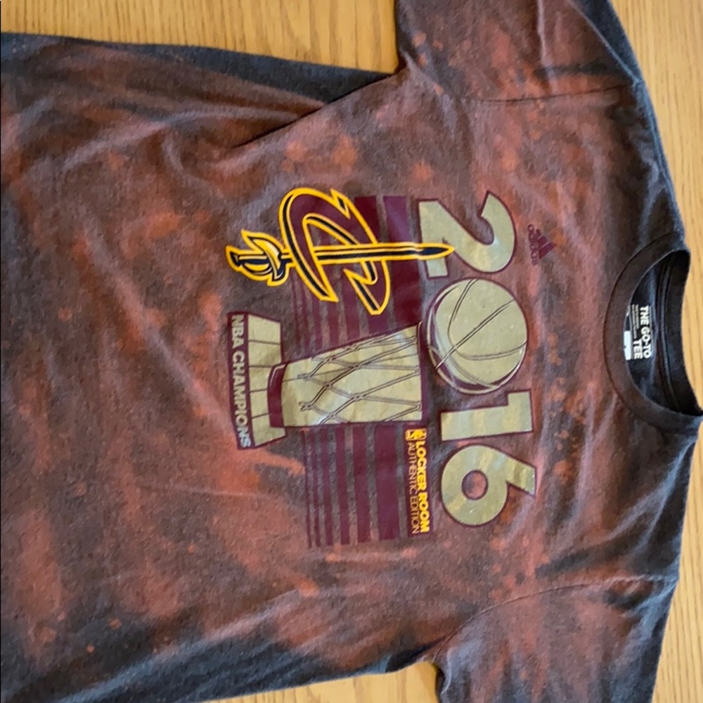 One Of A Kind Cleveland Cavaliers Distorted Shirt